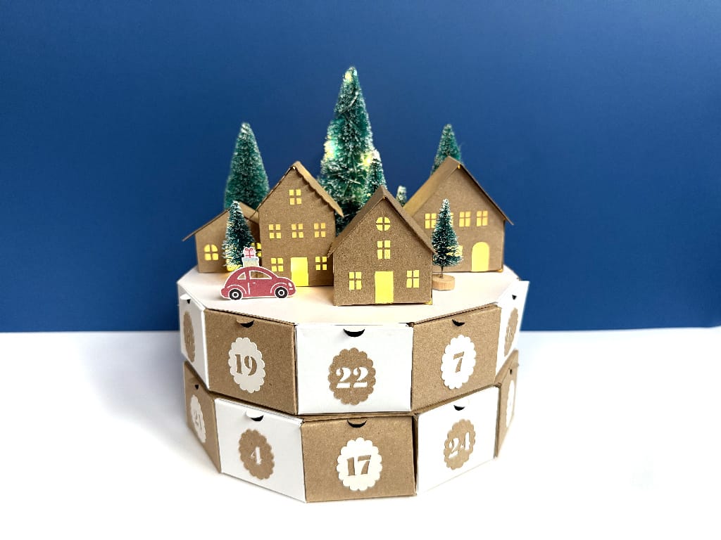 Curso Online de calendario de adviento Christmas Village con Cricut